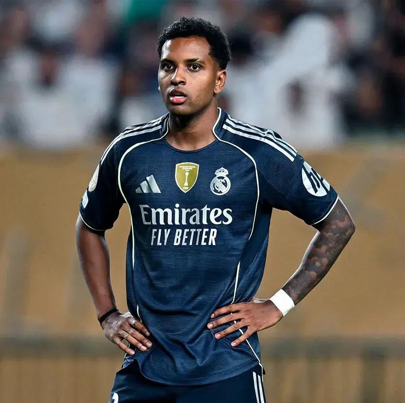 九游体育APP官方下载赛前荷甲传出新动向，尤文图斯队长鼓劲，管理层表态——信心回归，赛季目标并未改变的简单介绍